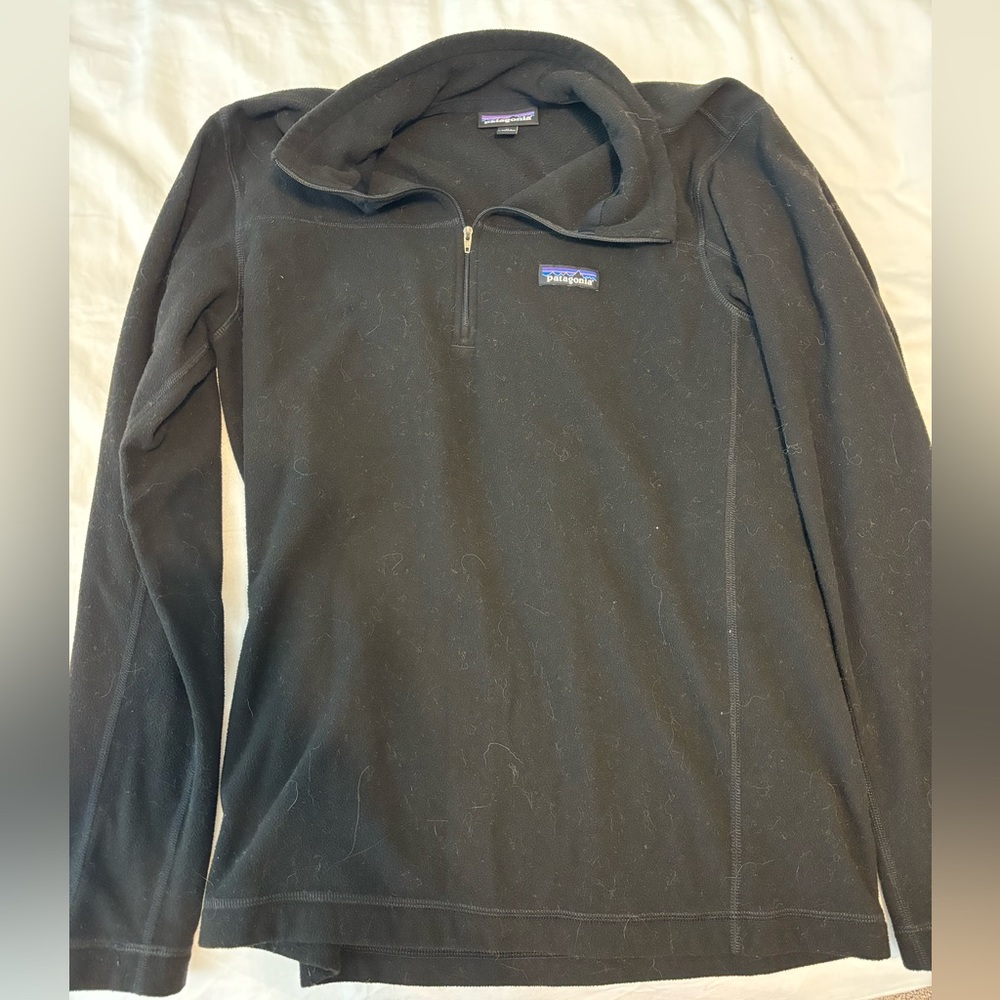 Women’s Patagonia fleece pullover